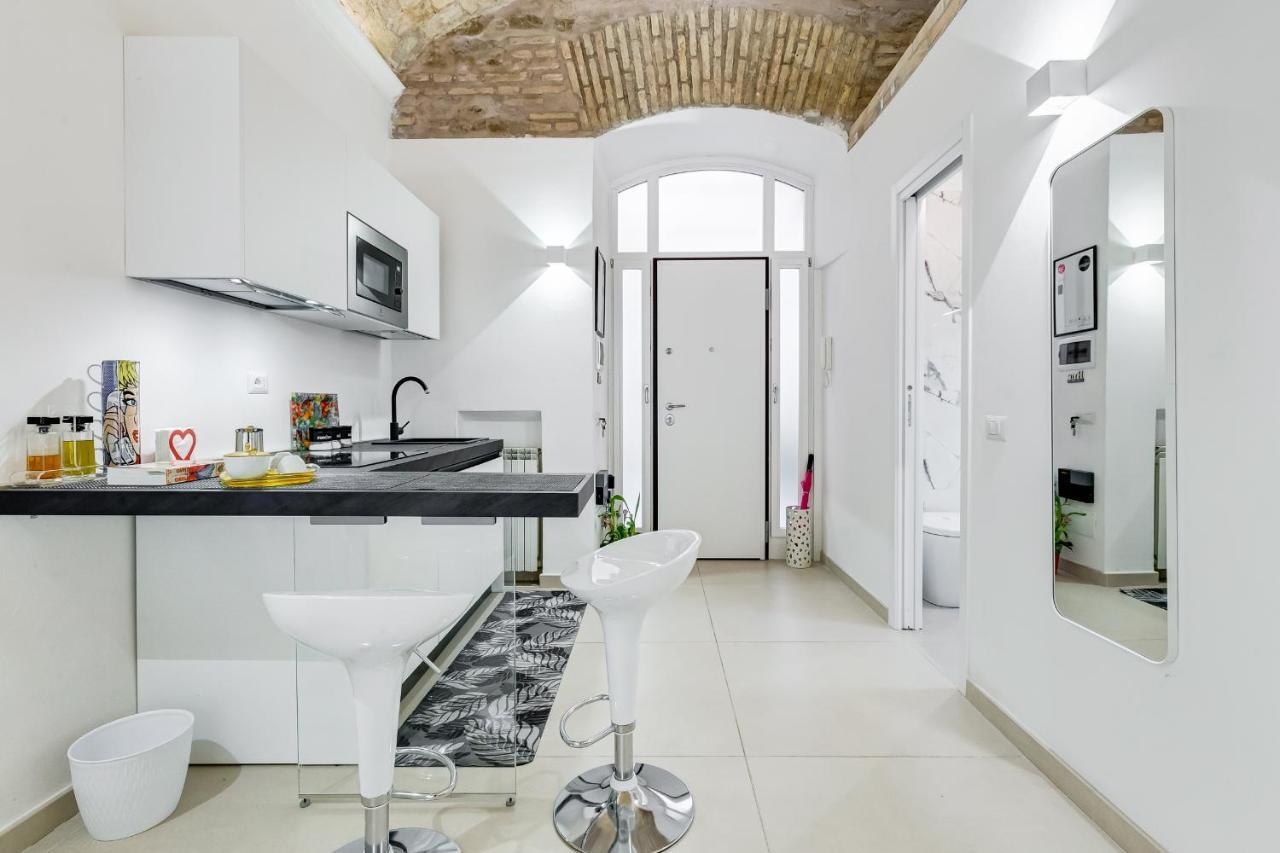 Scipioni Charming Studio Apartment Rome Exterior photo